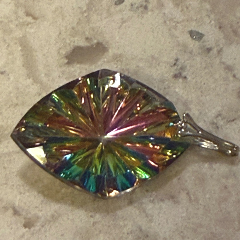 Vintage 80s Rainbow Vitrail Glass Starburst Marquise Pendant Necklace Charm OS